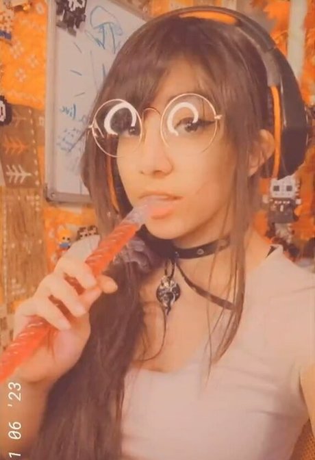 Crowpocrypha pretty actress pictures