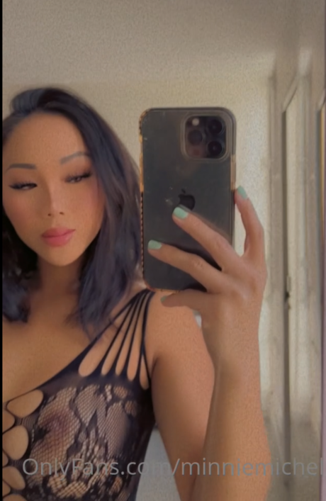 Minnie michele pornographic star photo