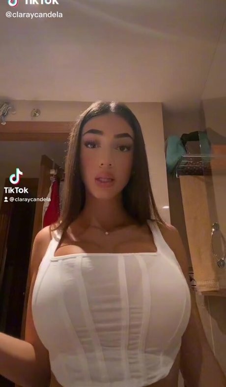 claraycandela pretty model photo