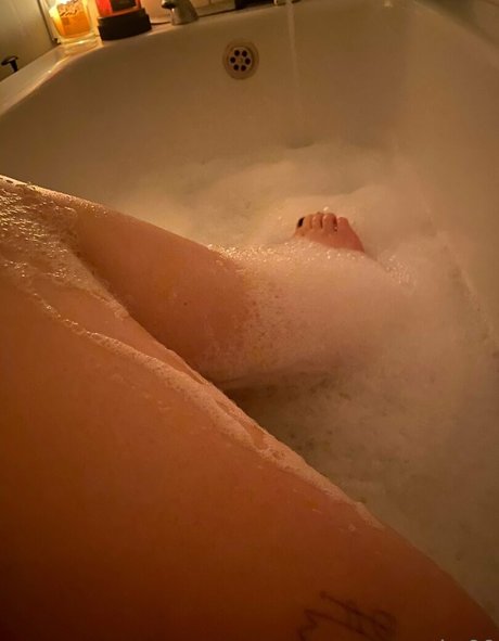 amyfreesky perfect model archive