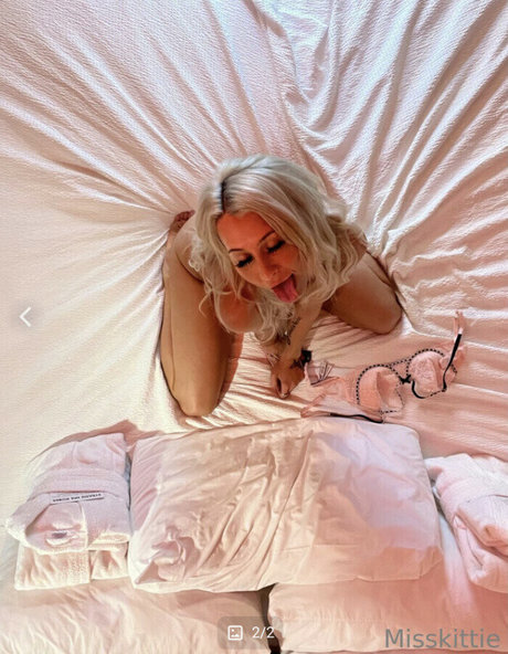 Allieerex pornstar picture