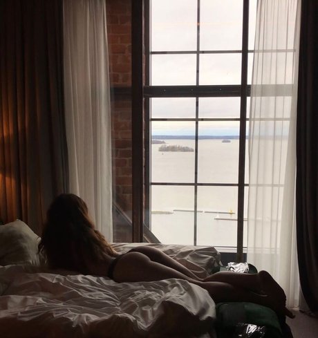 Alicelovestrawberries star hot gallery