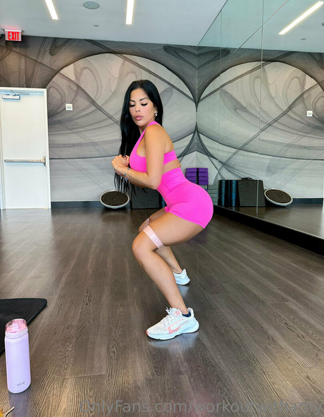 workoutwithamy pretty actress images