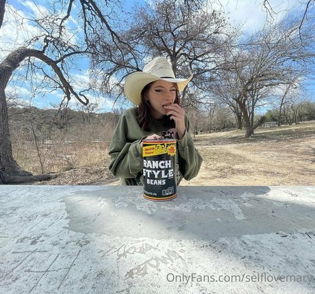 selflovesage model best photo