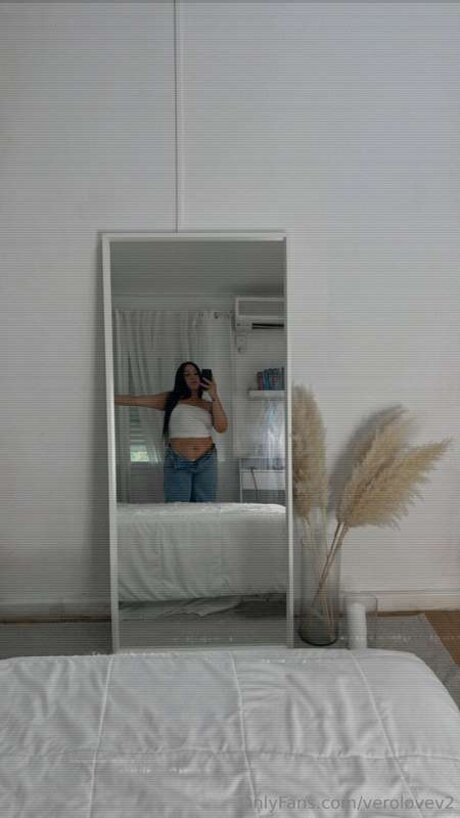 verolovev2 hd actress pics