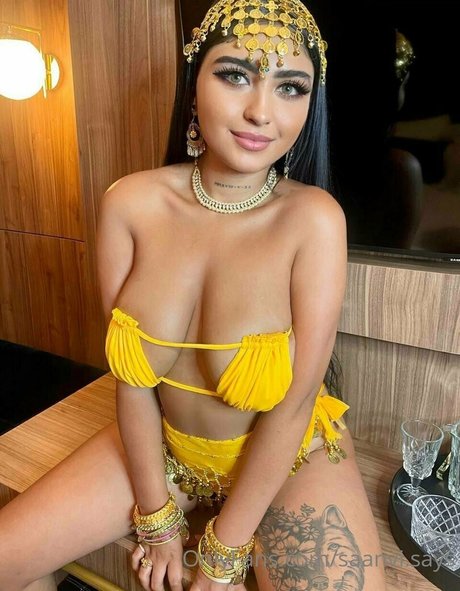 saanvi says pretty star pics