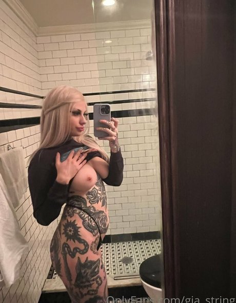 Gia String sex star pics