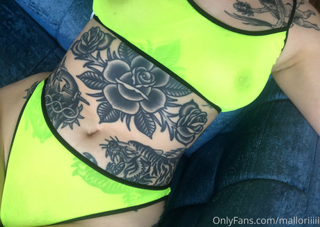 Gia String nice actress image