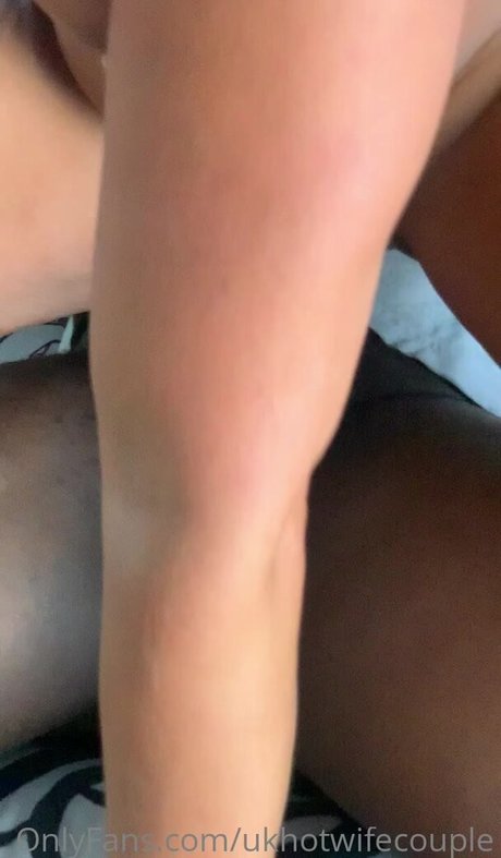 ukhotwifecouple sex star pic