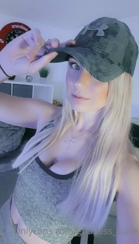 goddess suzie model nude galleries