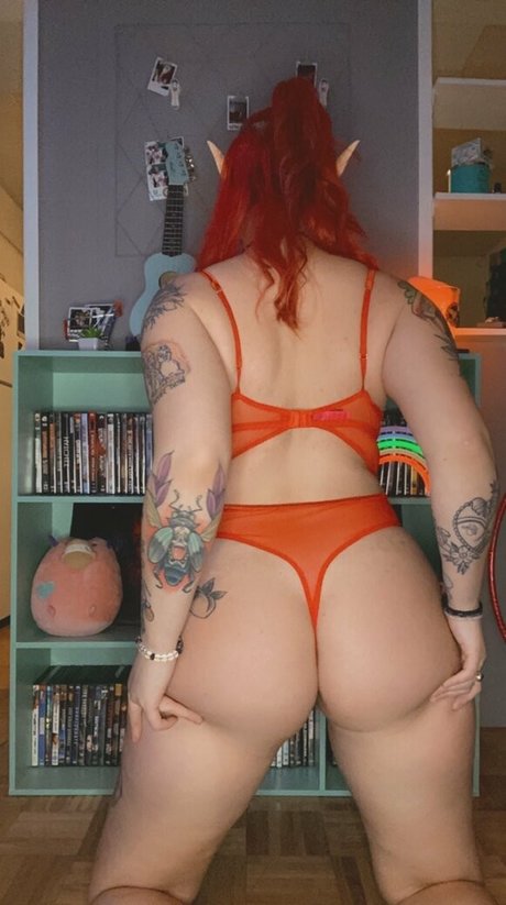 doing peachy pornstar art photos