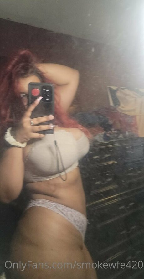 smokewfe420 pornstar adult photo