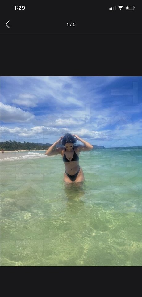 Chellchee model sex galleries