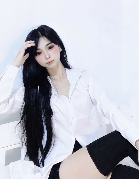 Akari Cos xxx star gallery