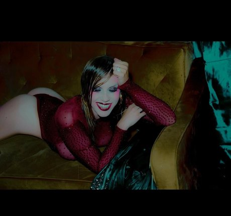 Jodie Sweetin hd actress galleries