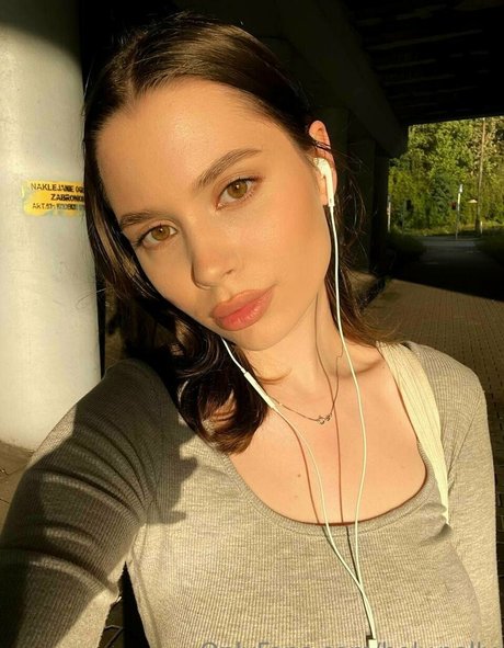 holy polly hd pornstar picture