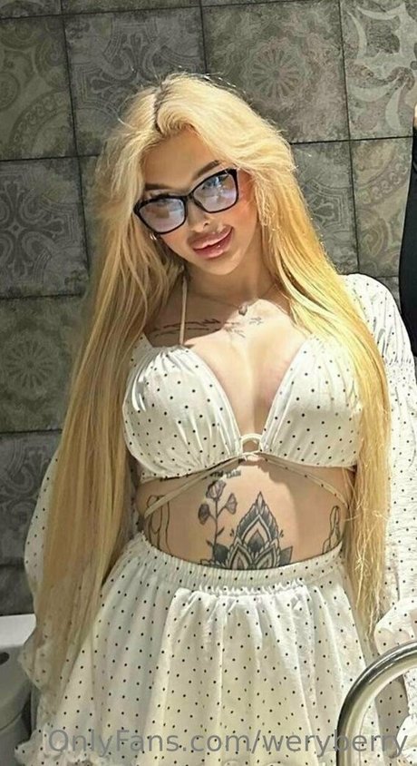 weryberry exclusive actress pics