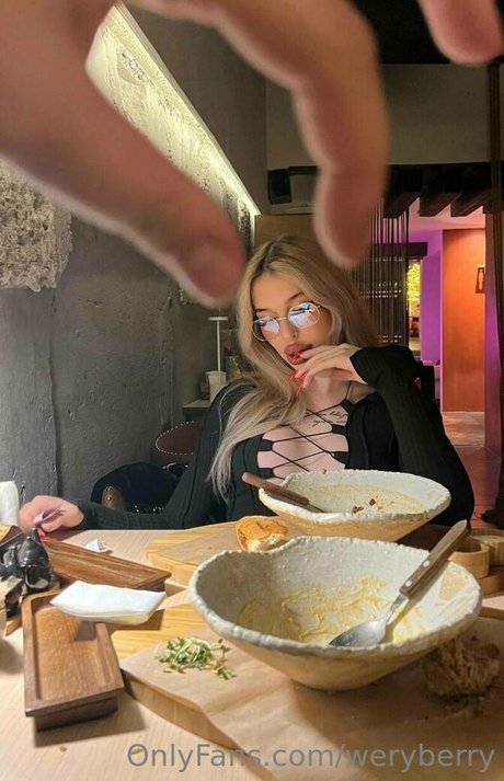 weryberry pornstar perfect archive