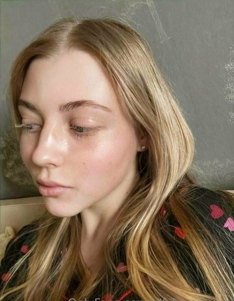 ellybloom vip star hot archive