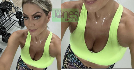 Renata Fan model nudes archive