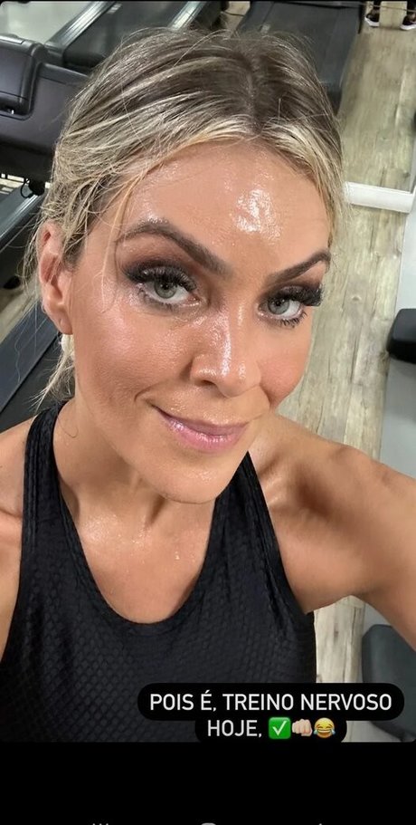 Renata Fan beautiful pornstar gallery