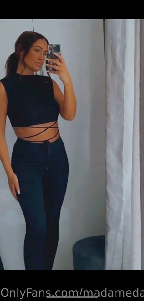 madamedakota xxx model image