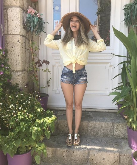 iremsukamber Profile pic