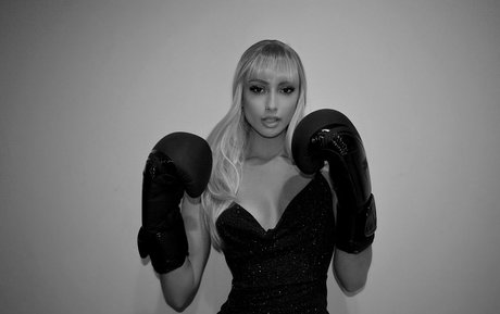 nadiastrikesagain model hd pictures