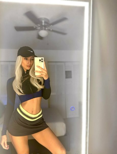 nadiastrikesagain top pornstar archive