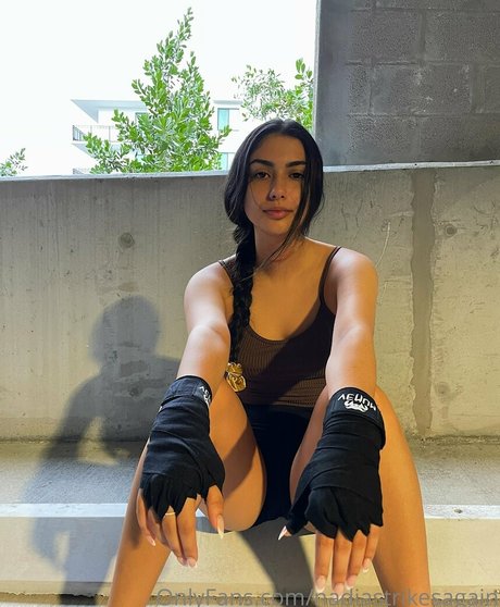 nadiastrikesagain star sexy pics