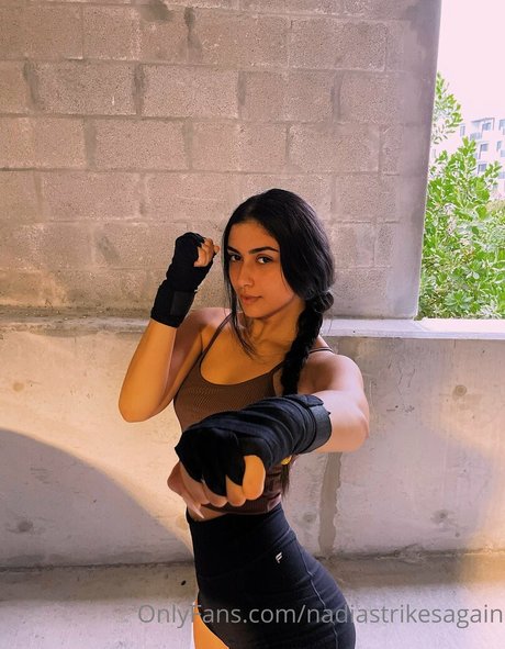 nadiastrikesagain model top photo