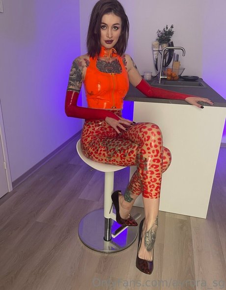 Avrora sg exclusive model photo