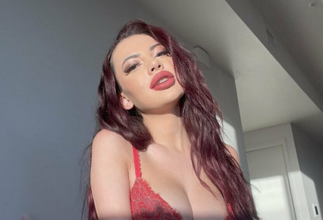 sabinabella hd actress image