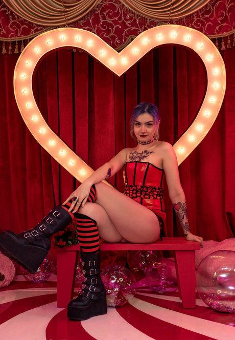 lunartemptations adult actress pics