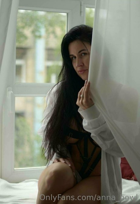 lusty queen nude pornstar photo