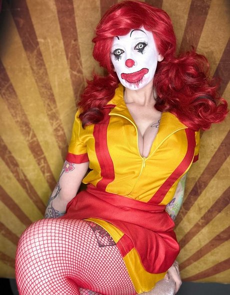 Sage Griffin nude pornstar pictures