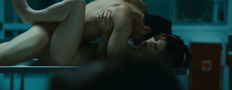 Lauren Lee Smith xxx model pictures