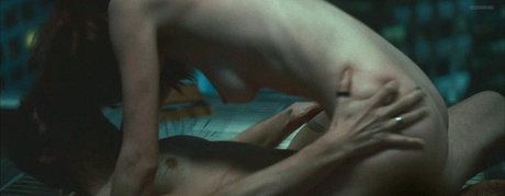 Lauren Lee Smith free actress photo