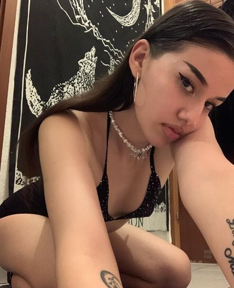 girlfrmthemoon222 hot pornstar pics