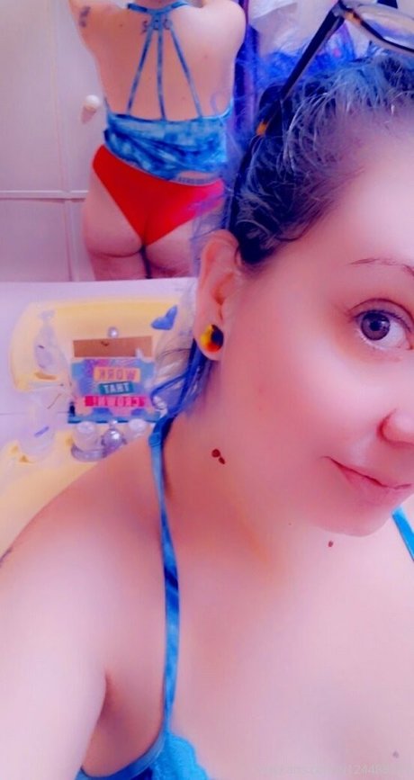 blubodygloss pornstar exclusive img