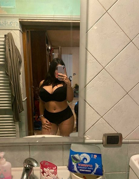 liagomezzz pornographic star gallery