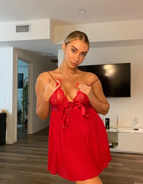 theoliviadavis nudes model image