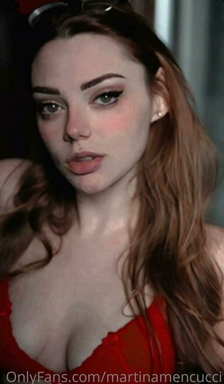 martinamencucci model adult photo