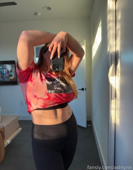 Ashlynn Arias pornstar sexy pic