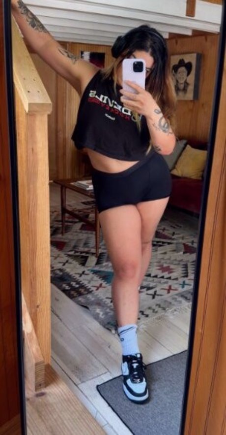 Ashlynn Arias pornstar exclusive archive