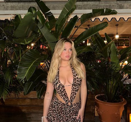 Claudia Conway pornstar sex photo