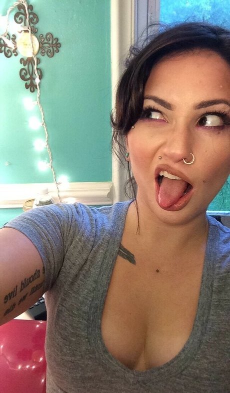 Lala Kitty pornstar nude photo