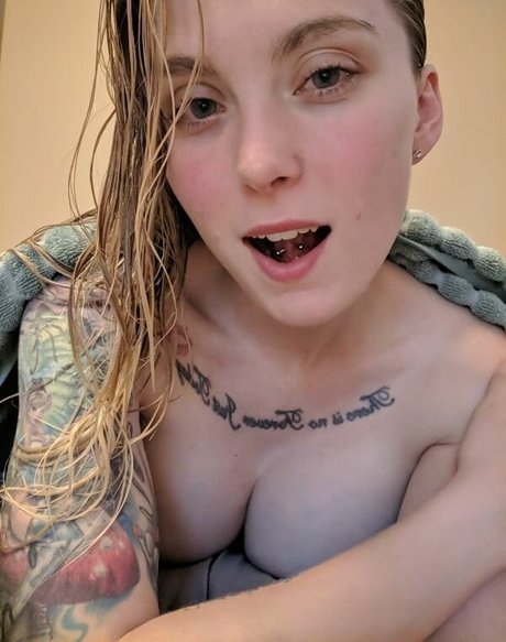 Veronica marzzz naked star pic