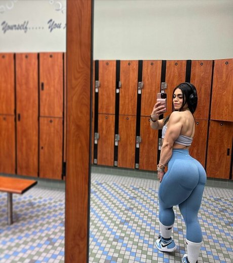 Jasmin Santibanez art model photo