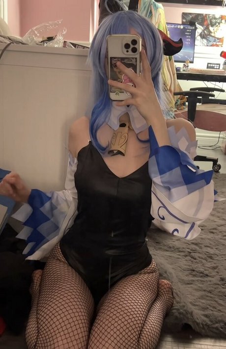 emiki28 exclusive pornstar picture